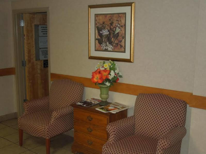 Baymont By Wyndham Essex Burlington Area Ξενοδοχείο Εξωτερικό φωτογραφία