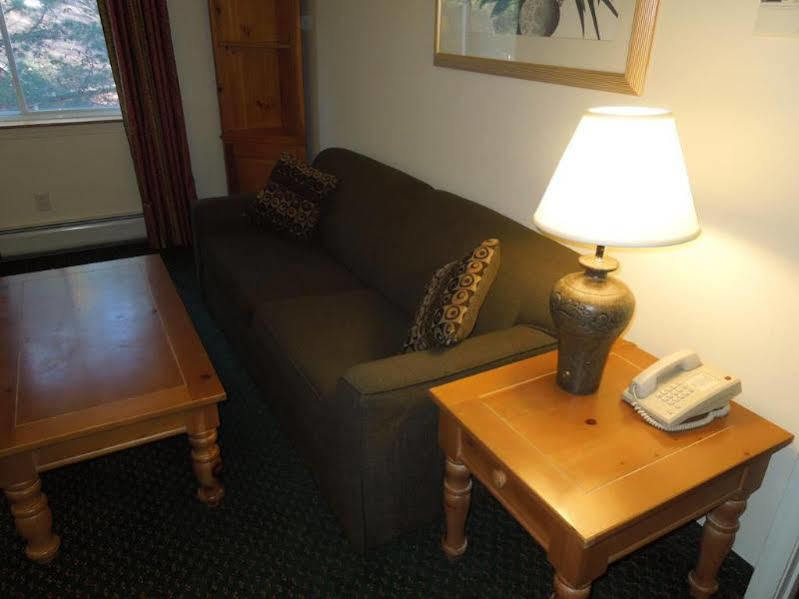 Baymont By Wyndham Essex Burlington Area Ξενοδοχείο Εξωτερικό φωτογραφία