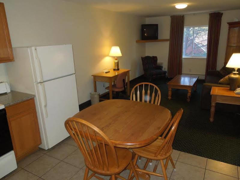 Baymont By Wyndham Essex Burlington Area Ξενοδοχείο Εξωτερικό φωτογραφία