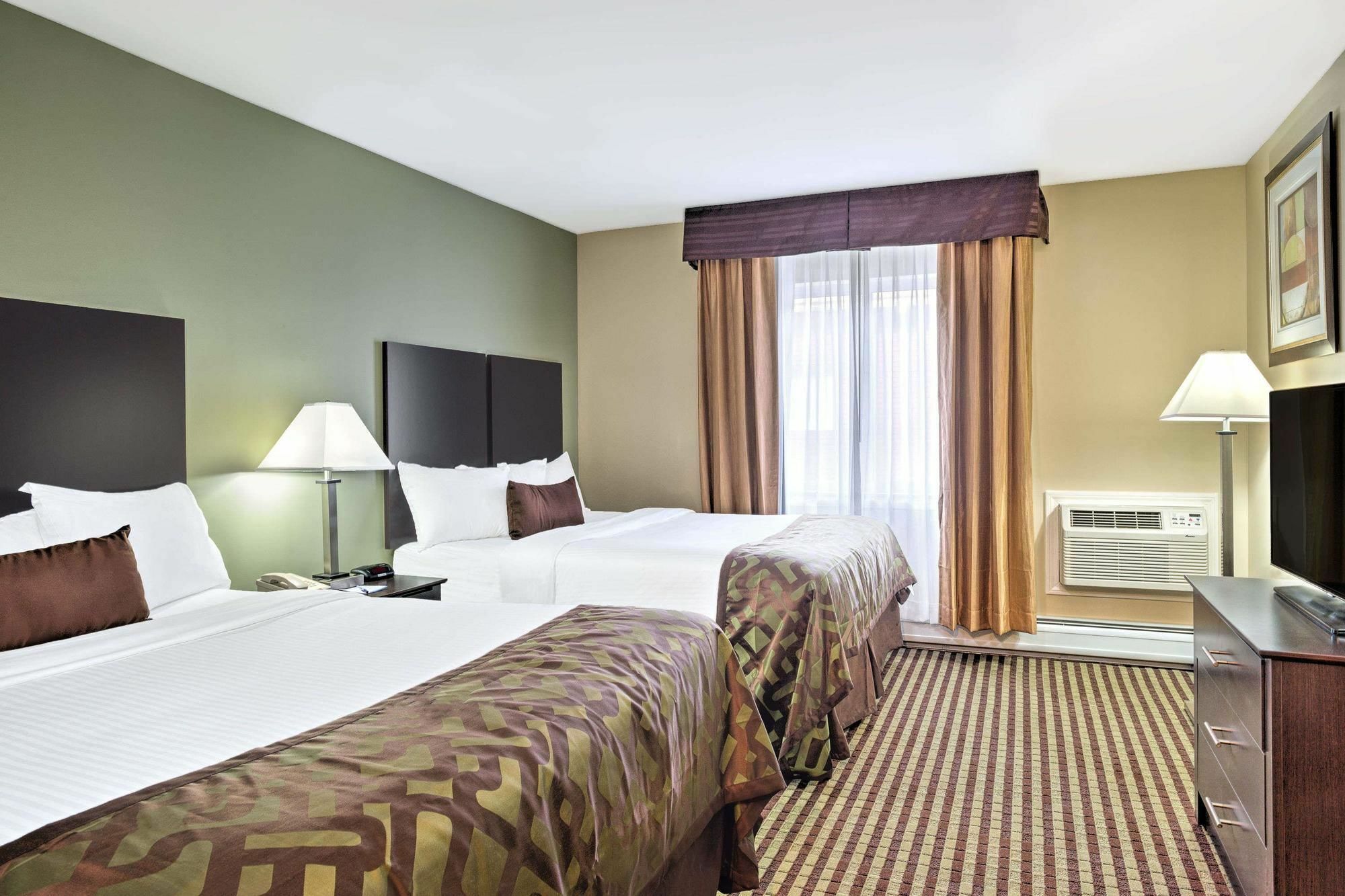 Baymont By Wyndham Essex Burlington Area Ξενοδοχείο Εξωτερικό φωτογραφία